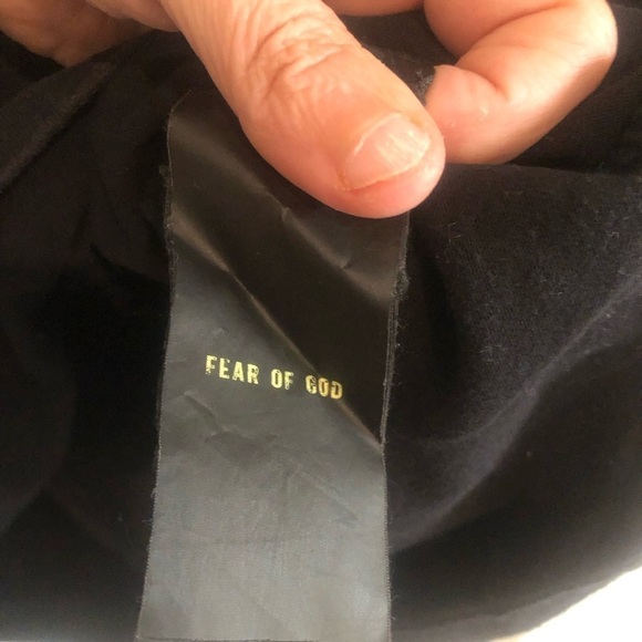 Fear of God 6th collection short sleeve size small holographic tshirt - Picture 5 of 16